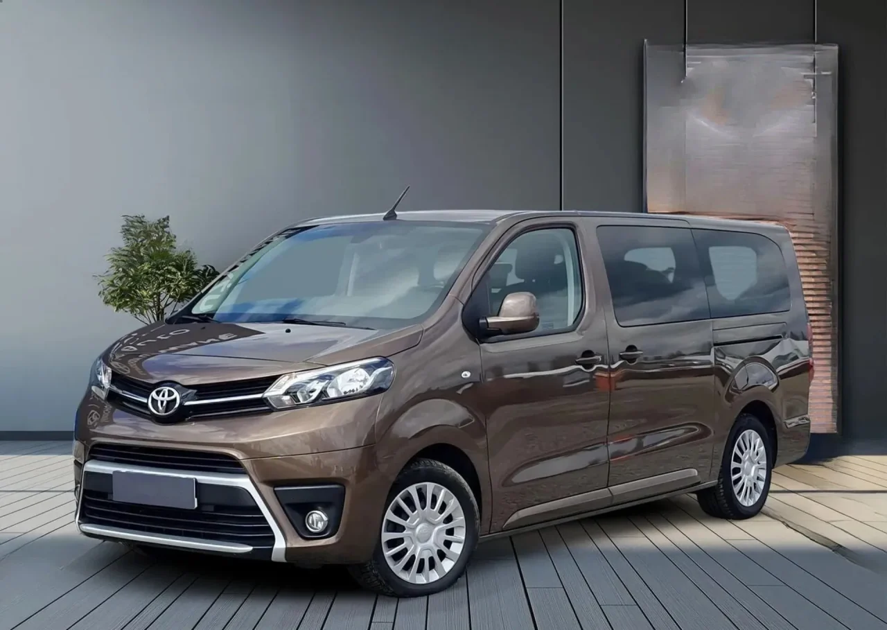 Toyota ProAce Verso 2.0 D4-D Long Business Aut. 2024 - używany samochód w leasingu
