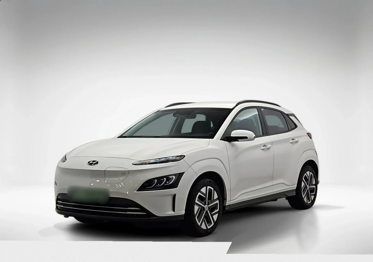 Hyundai Kona Electric 64kWh Smart 2023 - używany samochód w leasingu