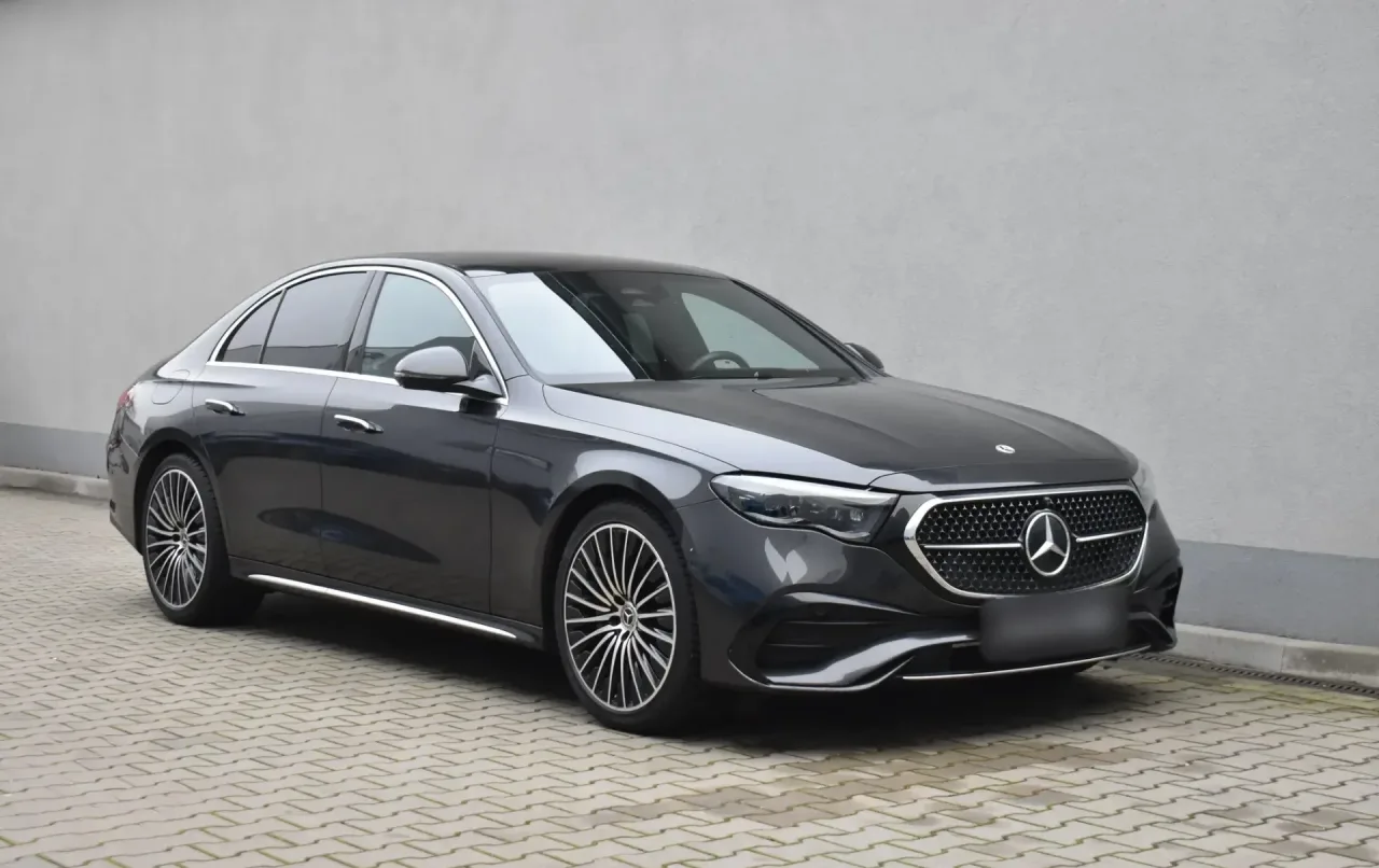 Mercedes-Benz Klasa E E 220 d mHEV 4-Matic AMG 9G-Tronic 2024 - używany samochód w leasingu