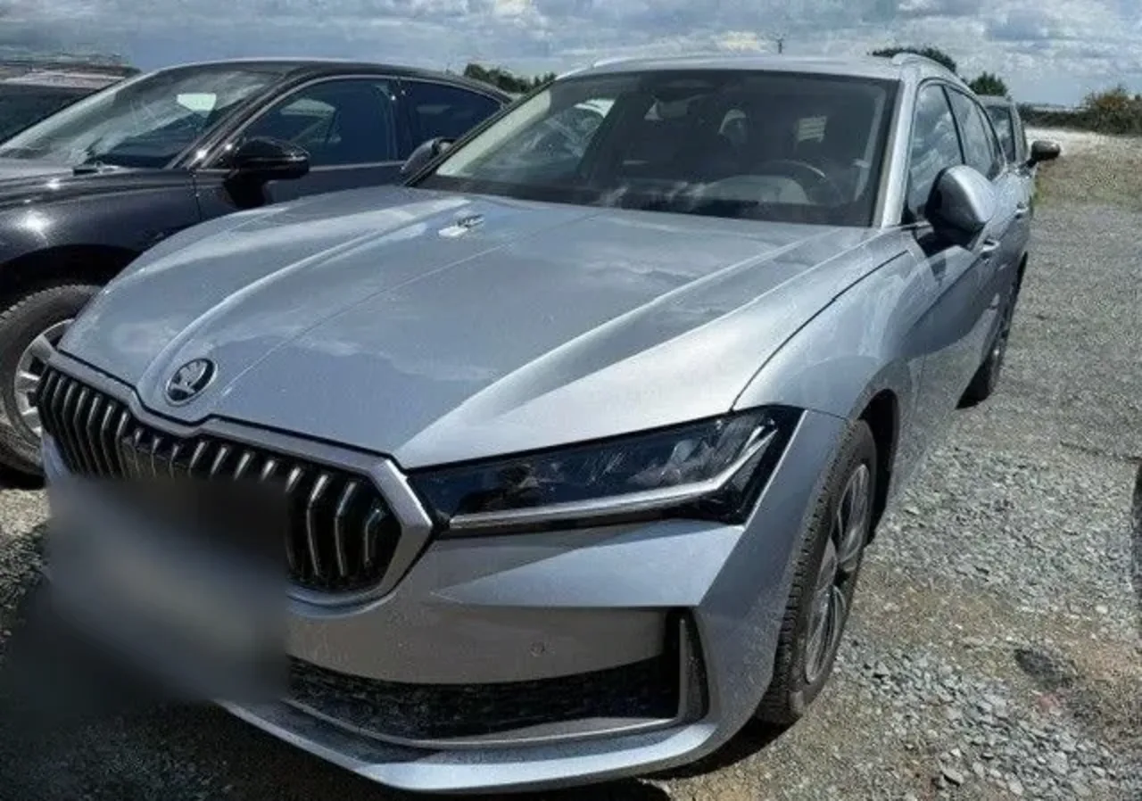 Skoda Superb 1.5 TSI mHEV Selection DSG 2025 - używany samochód w leasingu