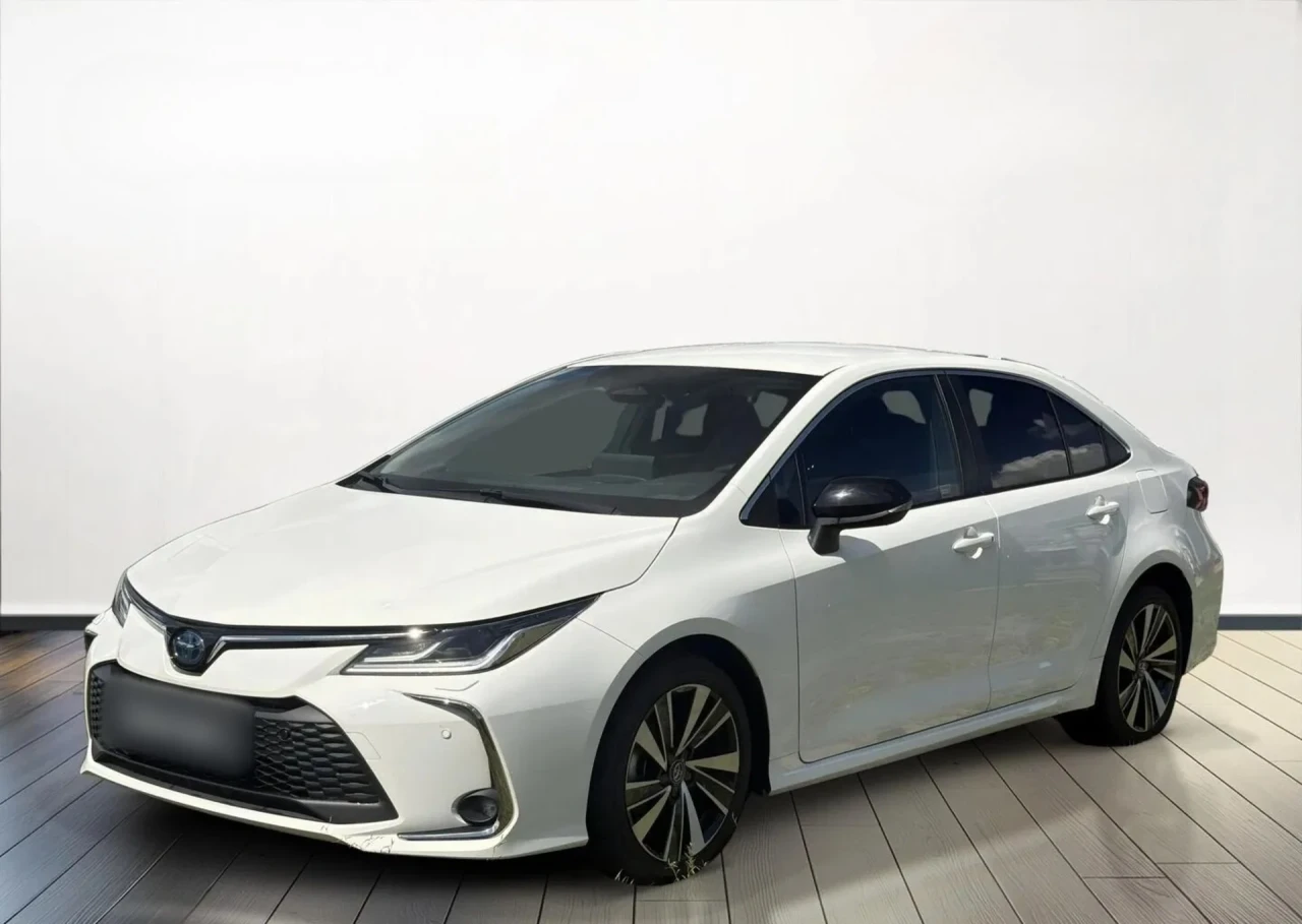 Toyota Corolla 1.8 Hybrid Style 2025 - używany samochód w leasingu