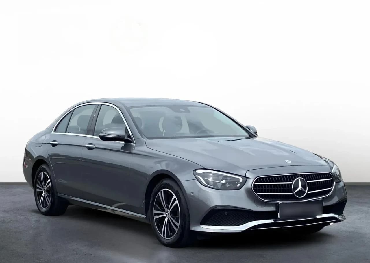 Mercedes-Benz Klasa E E 220 d 4-Matic Avantgarde 2023 - używany samochód w leasingu