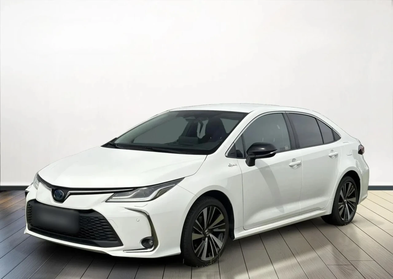 Toyota Corolla 1.8 Hybrid Style 2025 - używany samochód w leasingu