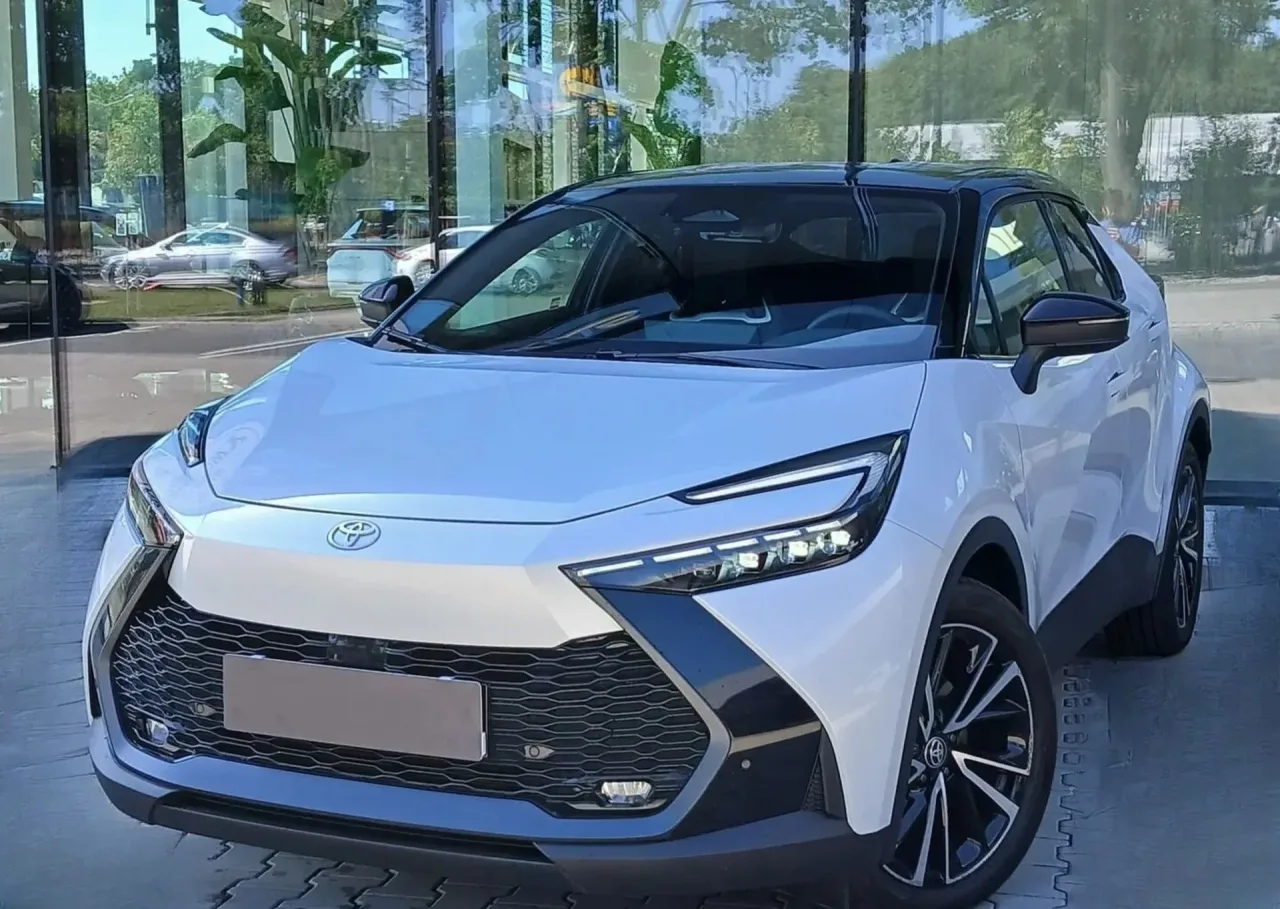 Toyota C-HR SUV 2.0H 223KM Plug-In CVT EXECUTIVE 2025 - używany samochód w leasingu