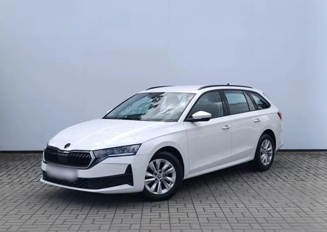 Skoda Octavia 1.5 TSI Essence Essence 2024 - używany samochód w leasingu