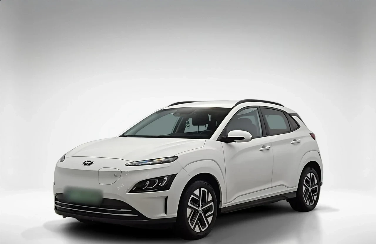 Hyundai Kona Electric 64kWh Modern 2023 - вживаний автомобіль в лізингу