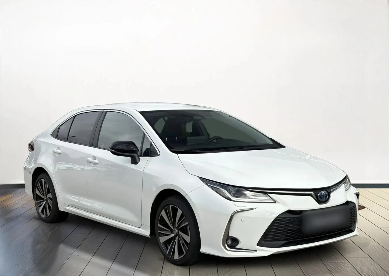 Toyota Corolla 1.8 Hybrid Style 2025 - używany samochód w leasingu