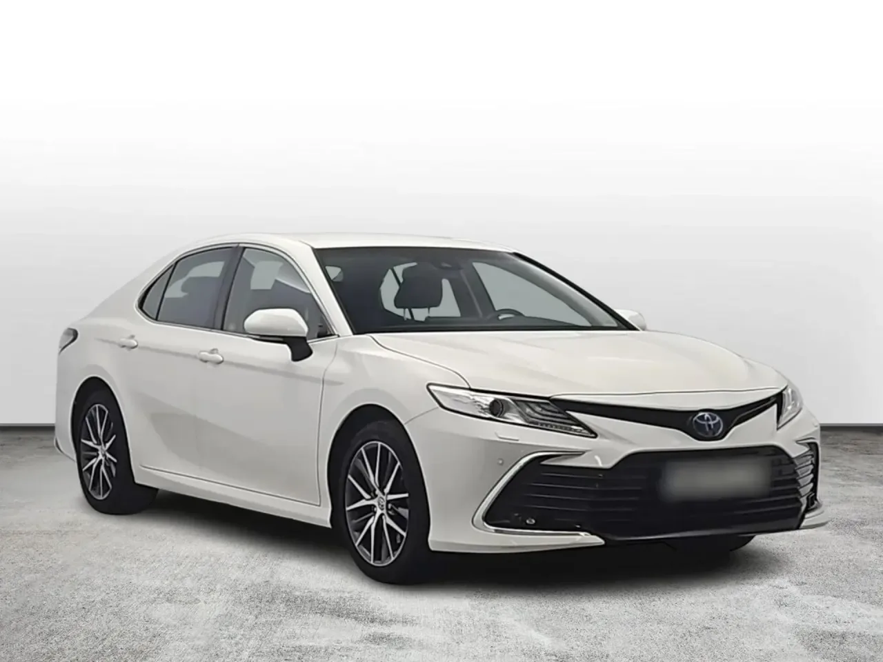 Toyota Camry 2.5 Hybrid Executive CVT 2022 - używany samochód w leasingu