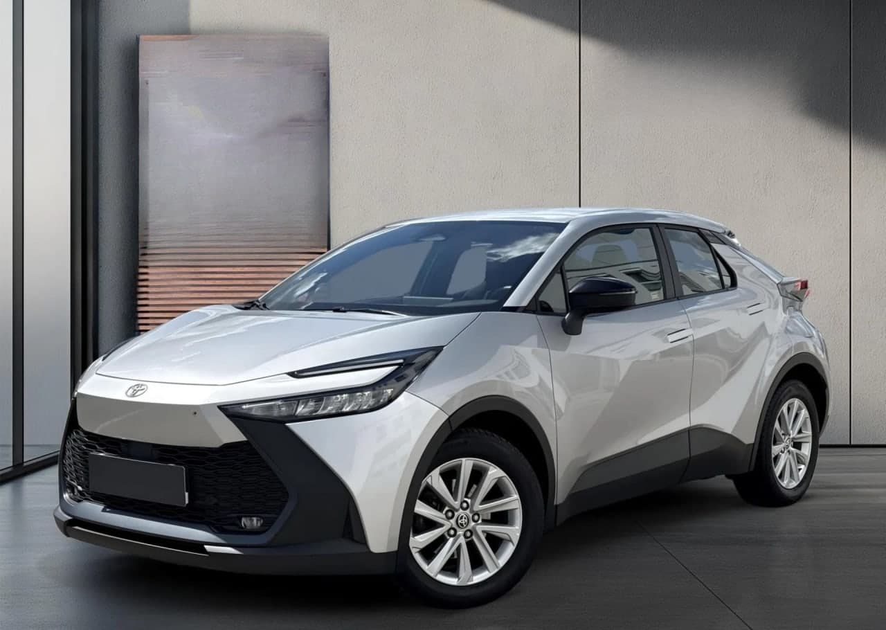 Toyota C-HR 1.8 Hybrid Comfort 2024 - używany samochód w leasingu