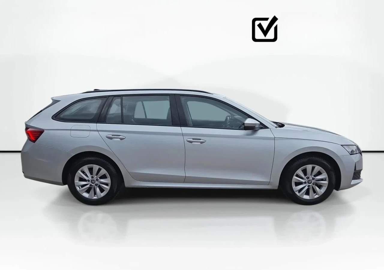 Skoda Octavia 1.5 TSI mHEV Essence DSG Essence 2025 - używany samochód w leasingu