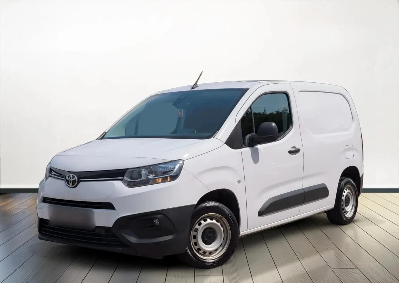 Toyota Proace City 1.5 D-4D Standard 2,0t Active 2022 - używany samochód w leasingu