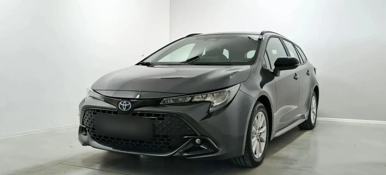 Toyota Corolla 1.8 Hybrid Comfort 2025 - używany samochód w leasingu