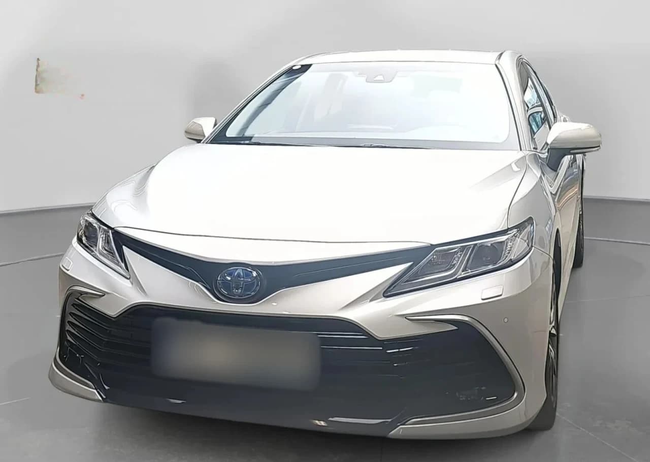 Toyota Camry 2.5 Hybrid Prestige CVT 2023 - używany samochód w leasingu