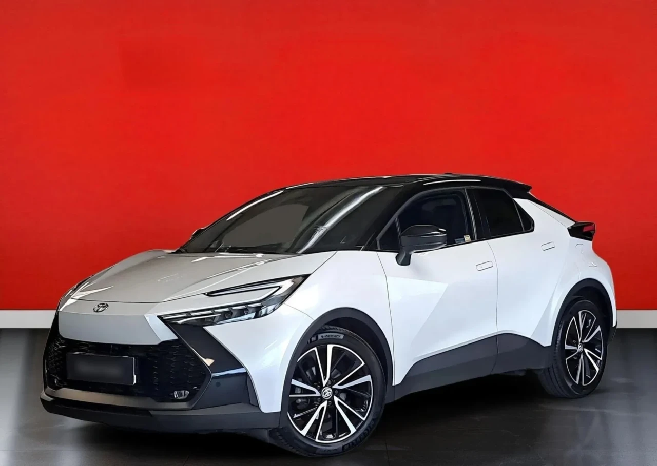 Toyota C-HR 1.8 Hybrid Executive 2024 - używany samochód w leasingu