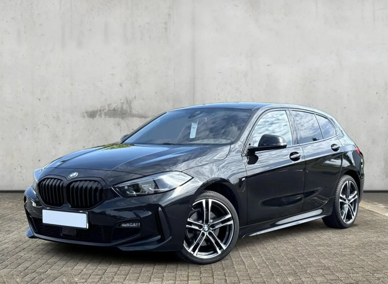 BMW Seria 1 118i M Sport aut 2024 - used car for lease