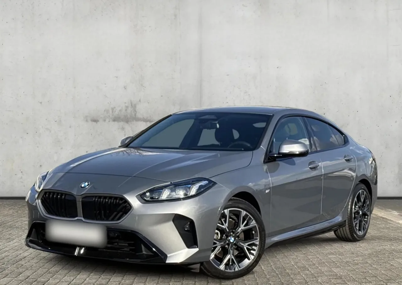 BMW Seria 2 220 mHEV 2025 - używany samochód w leasingu