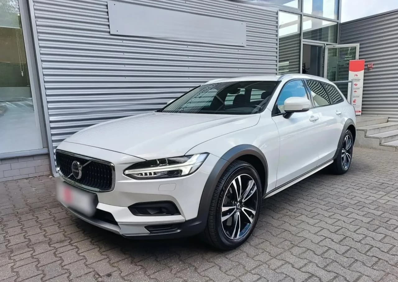 Volvo V90 CC B5 D AWD Pro aut 2021 - вживаний автомобіль в лізингу
