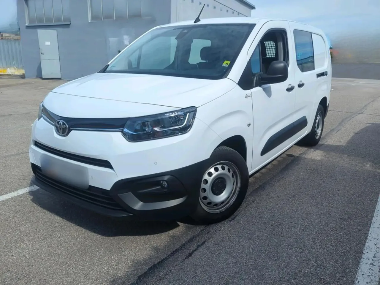 Toyota Proace City 1.5 D-4D Long 2,3t Active (bryg.) 2022 - gebrauchtes Leasingfahrzeug