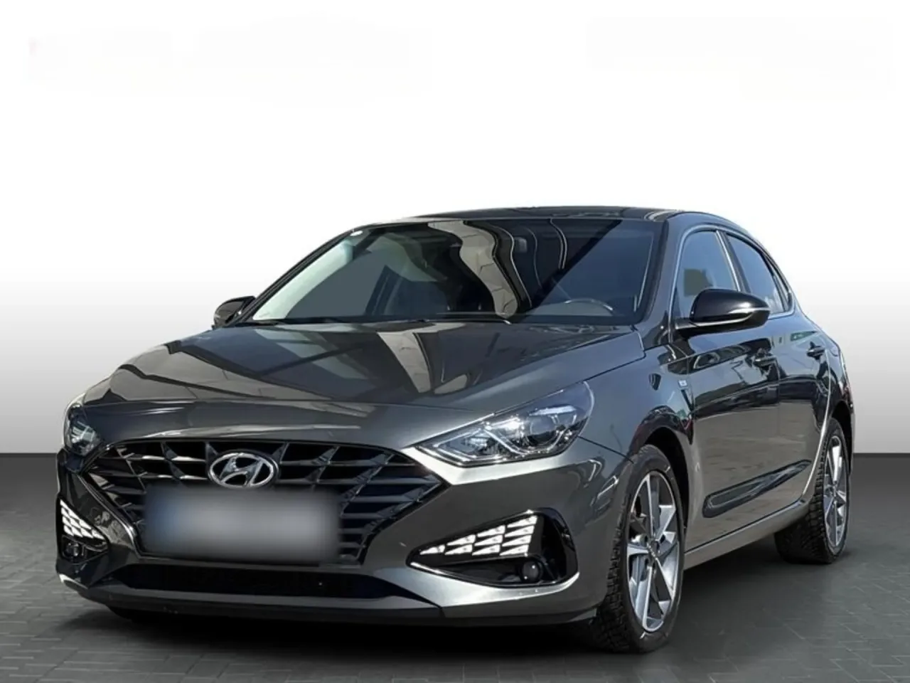 Hyundai i30 Fastback 1.5 T-GDI 48V Smart DCT 2023 - used car for lease