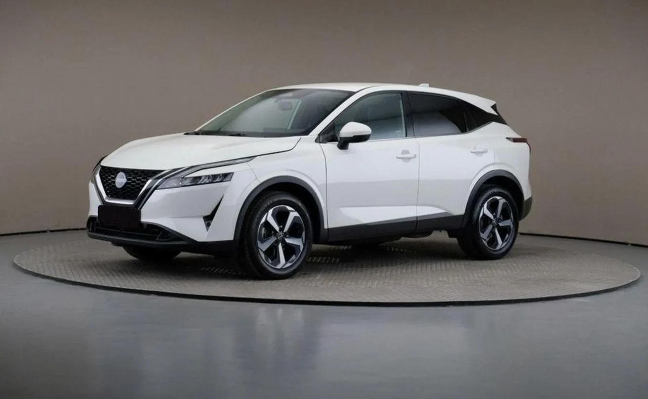 Nissan Qashqai 1.3 DIG-T mHEV N-Connecta Xtronic 2022 - używany samochód w leasingu