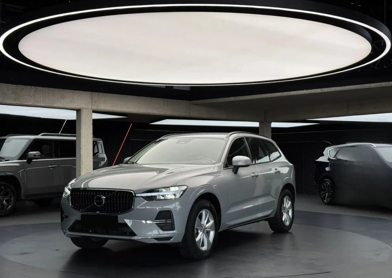Volvo XC 60 B4 B Essential aut 2023 - gebrauchtes Leasingfahrzeug