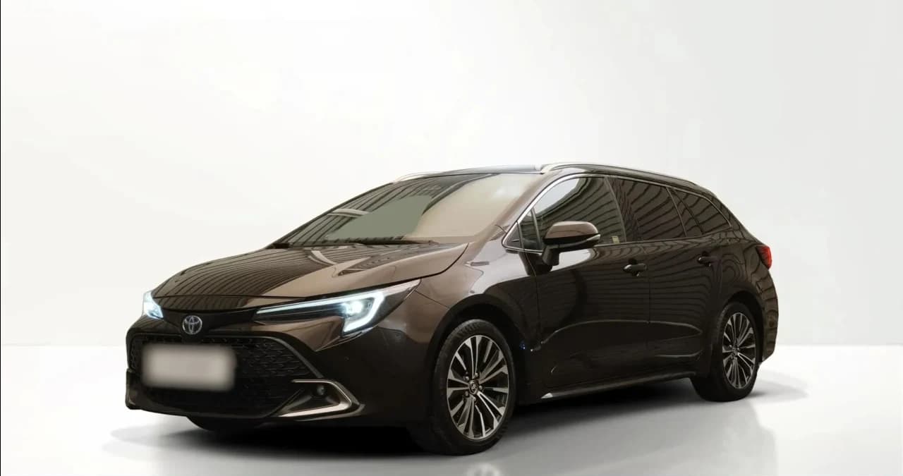 Toyota Corolla 2.0 Hybrid Style 2023 - вживаний автомобіль в лізингу
