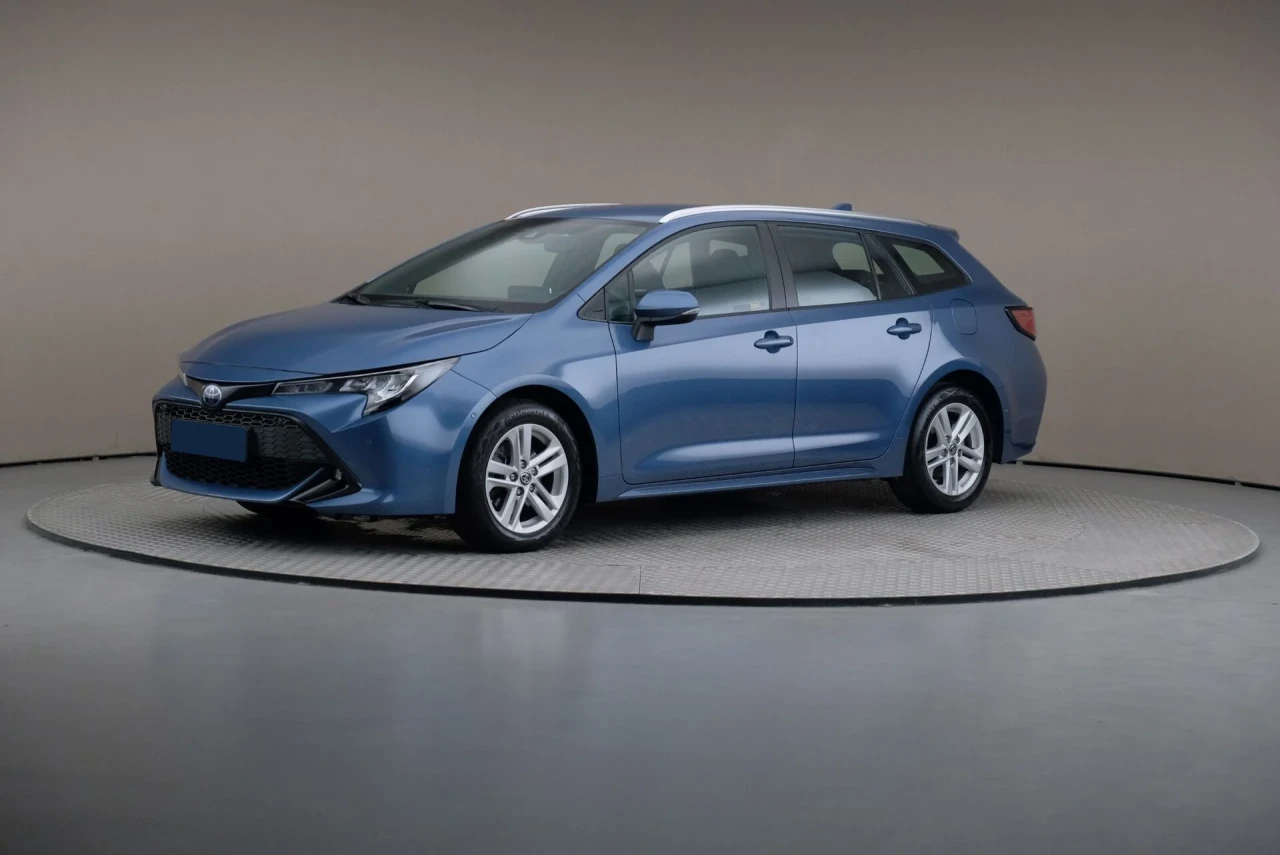 Toyota Corolla 2.0 Hybrid Comfort 2022 - used car for lease
