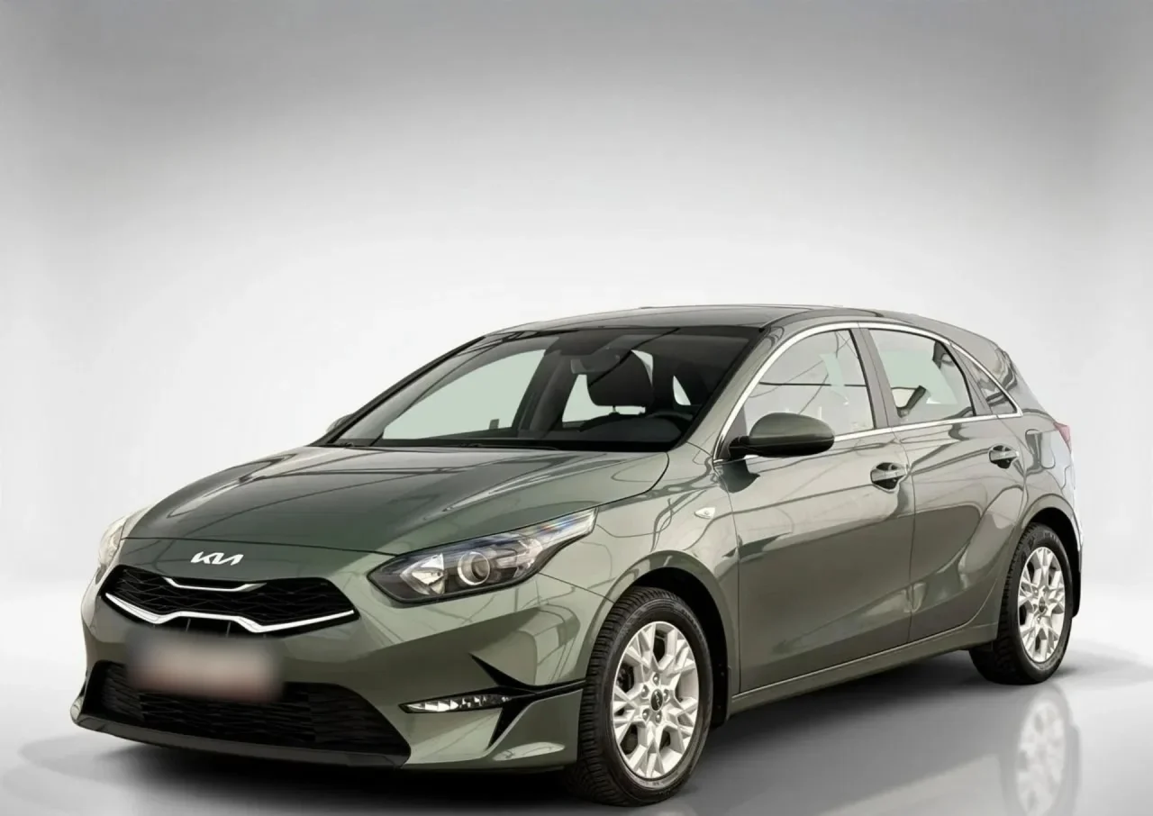 Kia Ceed 1.5 T-GDI M DCT 2023 - gebrauchtes Leasingfahrzeug