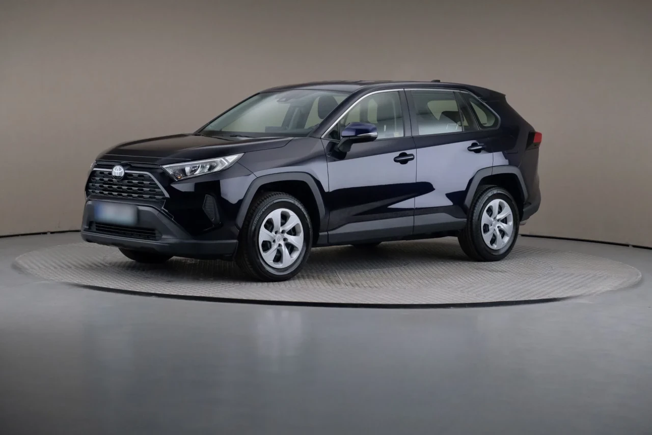 Toyota RAV4 2.0 Active 4x2 2022 - używany samochód w leasingu