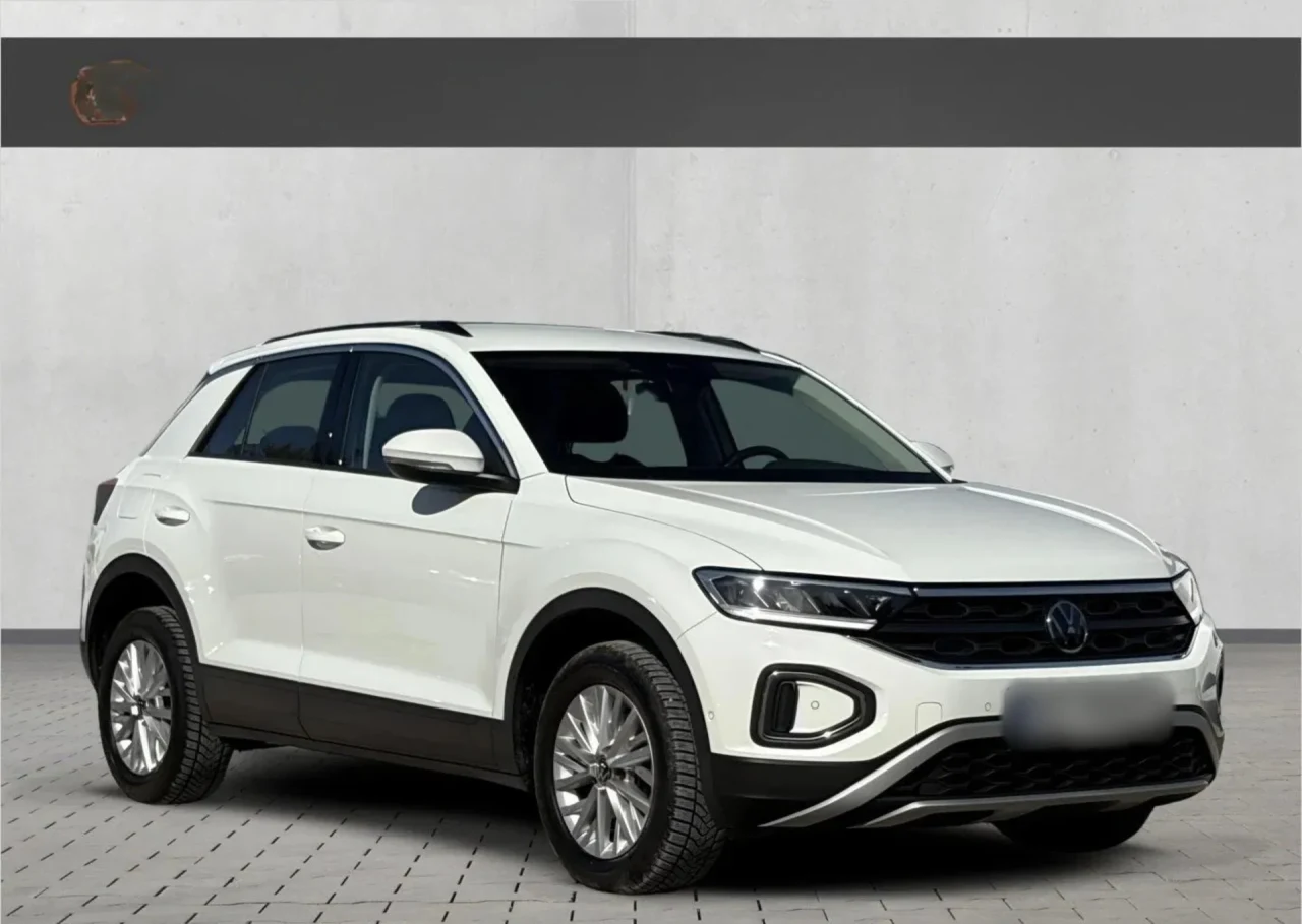Volkswagen T-Roc 1.5 TSI Life DSG 2023 - używany samochód w leasingu