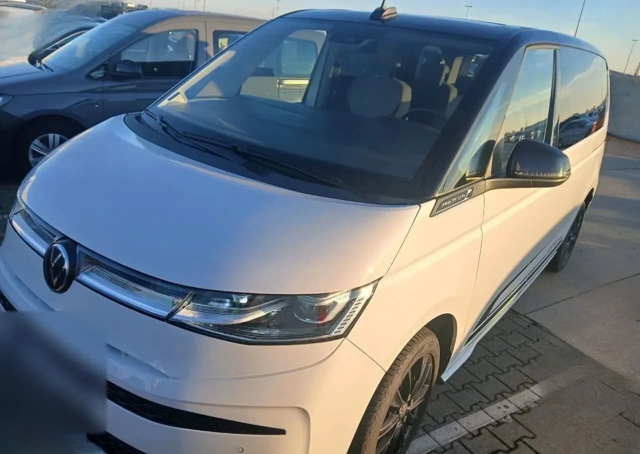 Volkswagen Multivan 2.0 TDI L1 Life DSG 2023 - używany samochód w leasingu