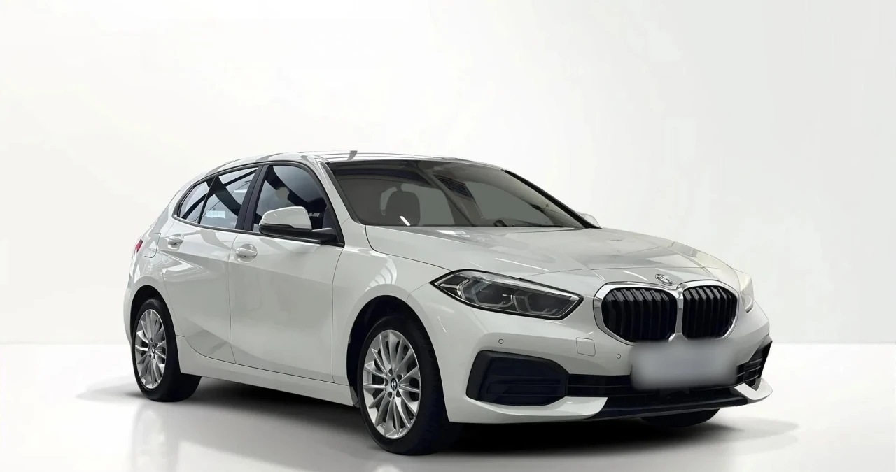 BMW Seria 1 118d Advantage aut 2023 - used car for lease