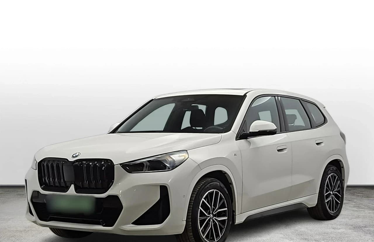 BMW iX1 xDrive30 M Sport 2023 - używany samochód w leasingu