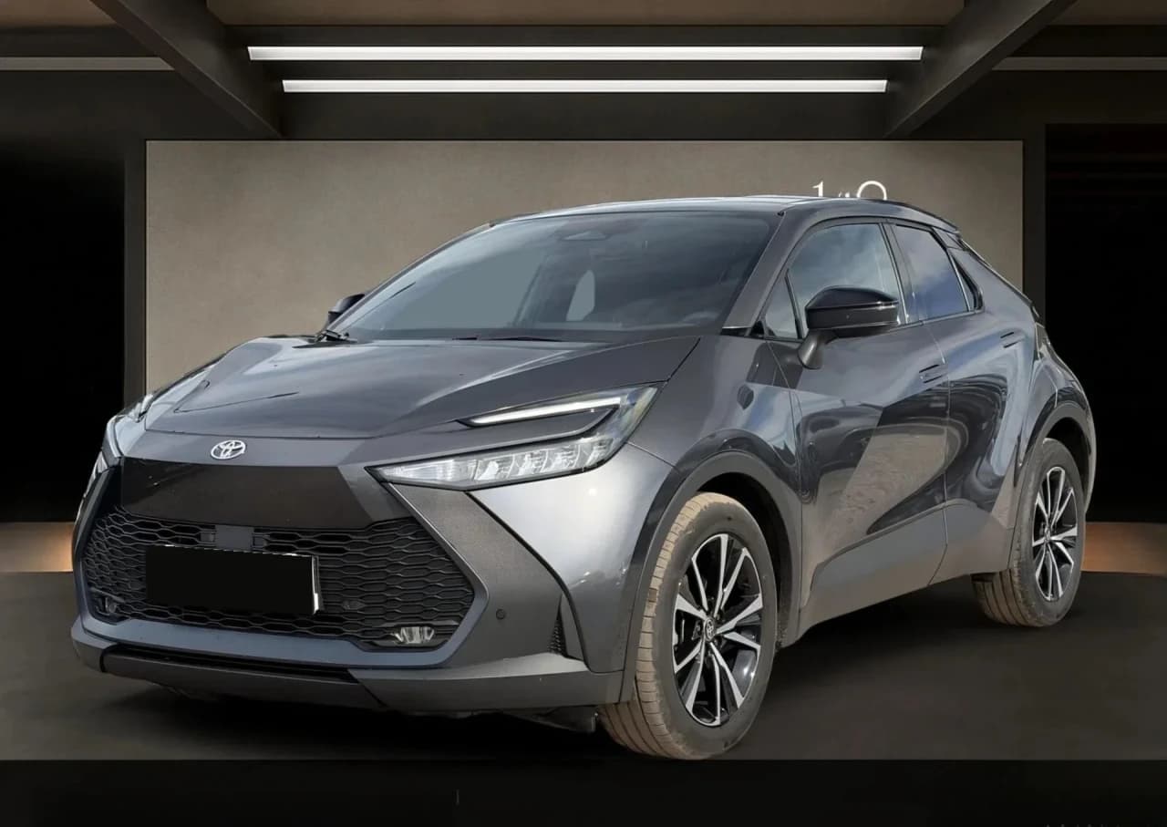 Toyota C-HR 2.0 Hybrid Style 2023 - używany samochód w leasingu