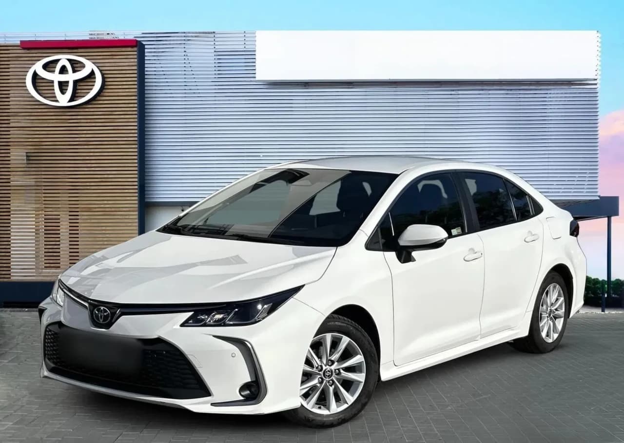 Toyota Corolla 1.8 Hybrid Comfort 2023 - używany samochód w leasingu