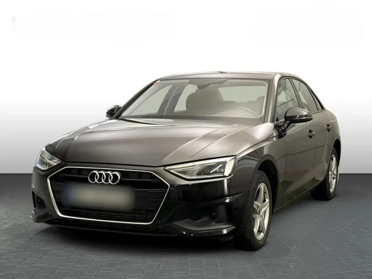 Audi A4 35 TFSI mHEV S tronic 2022 - вживаний автомобіль в лізингу