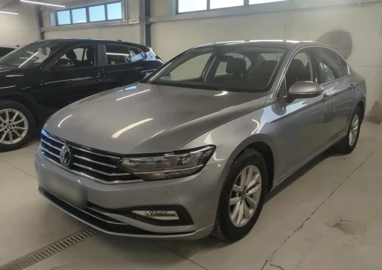 Volkswagen Passat 1.5 TSI EVO Business DSG 2022 - używany samochód w leasingu