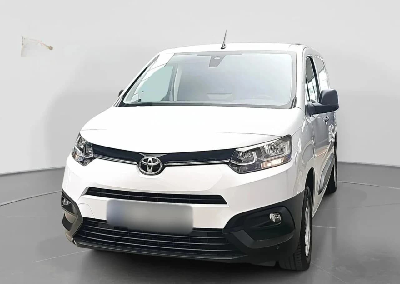 Toyota Proace City 1.5 D-4D Standard 2,3t Active 2022 - używany samochód w leasingu