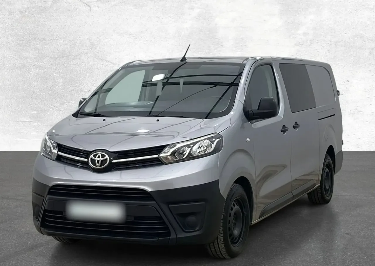 Toyota ProAce 2.0 D-4D Long 3,1t Active (bryg.) 2023 - вживаний автомобіль в лізингу