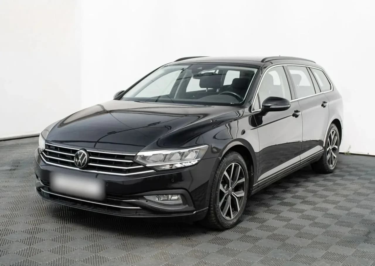 Volkswagen Passat 1.5 TSI EVO Business DSG 2023 - вживаний автомобіль в лізингу