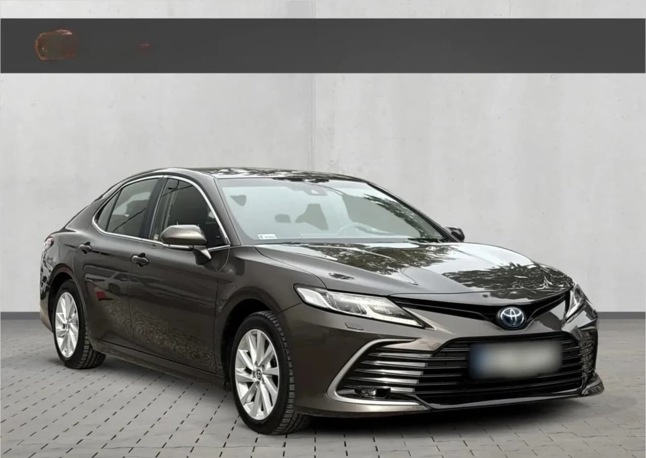 Toyota Camry 2.5 Hybrid Comfort CVT 2022 - gebrauchtes Leasingfahrzeug