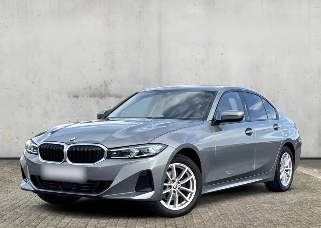 BMW Seria 3 320i aut 2022 - gebrauchtes Leasingfahrzeug