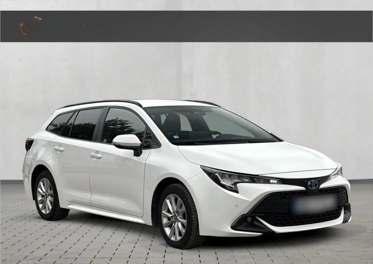 Toyota Corolla 1.8 Hybrid Comfort 2023 - вживаний автомобіль в лізингу