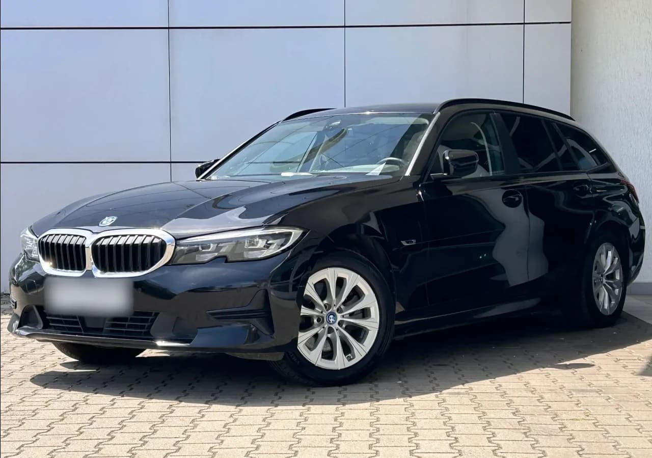 BMW Seria 3 320e xDrive Advantage sport-aut 2022 - gebrauchtes Leasingfahrzeug