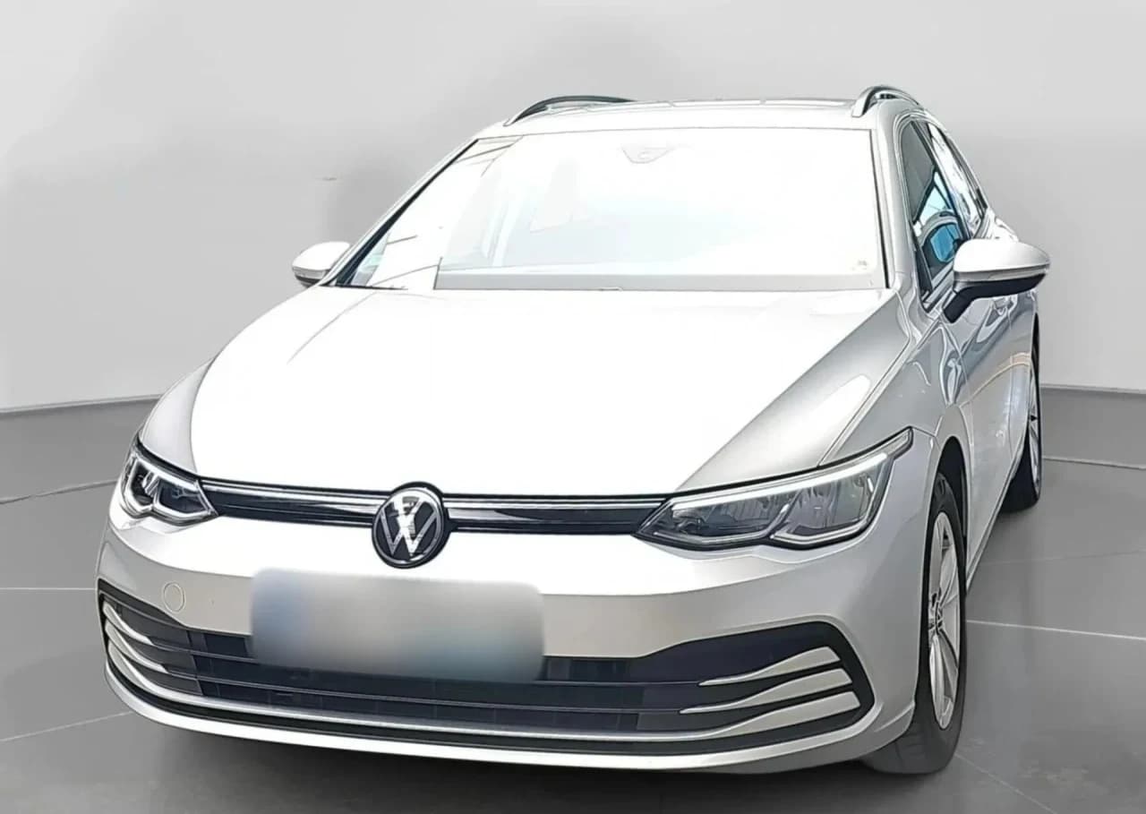 Volkswagen Golf VIII 1.5 TSI EVO Life 2023 - used car for lease