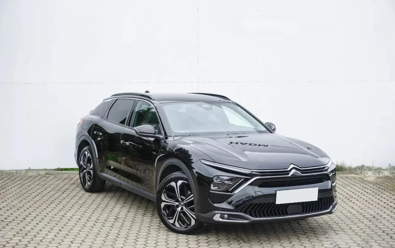 Citroen C5 X 1.2 PureTech Plus EAT8 2023 - вживаний автомобіль в лізингу
