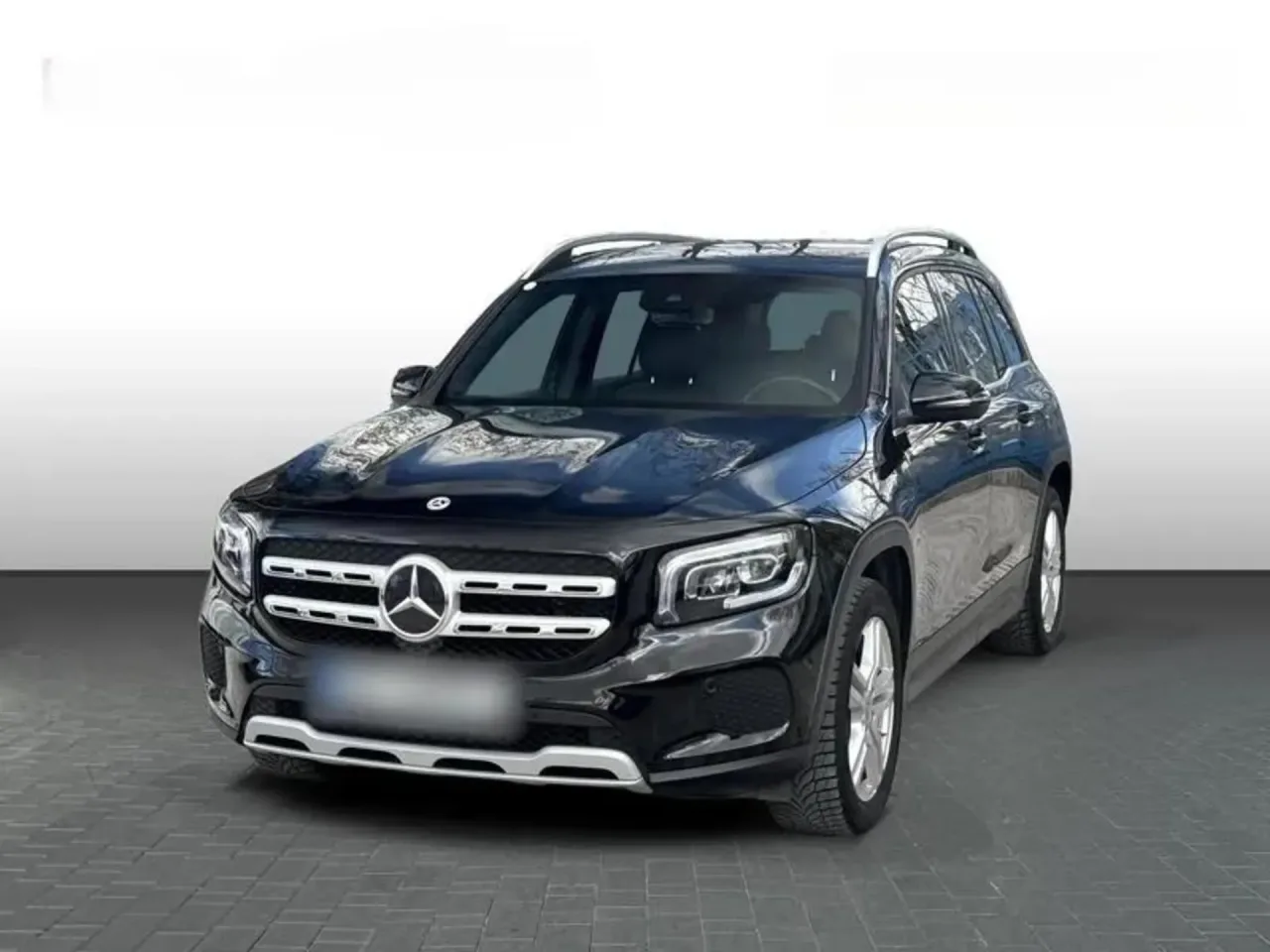 Mercedes-Benz GLB 200 7G-DCT 2022 - używany samochód w leasingu