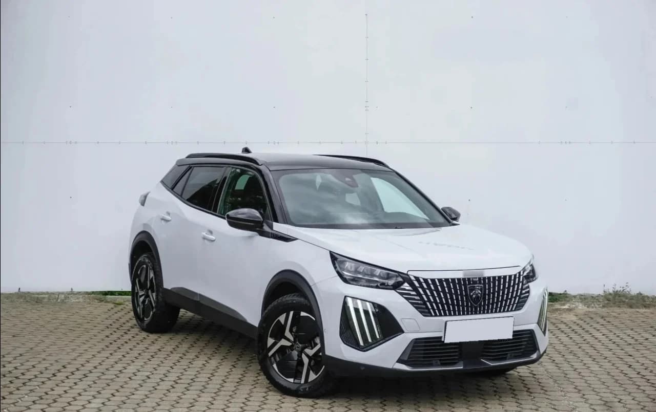 Peugeot 2008 PureTech 130 GT S&S EAT8 2024 - used car for lease