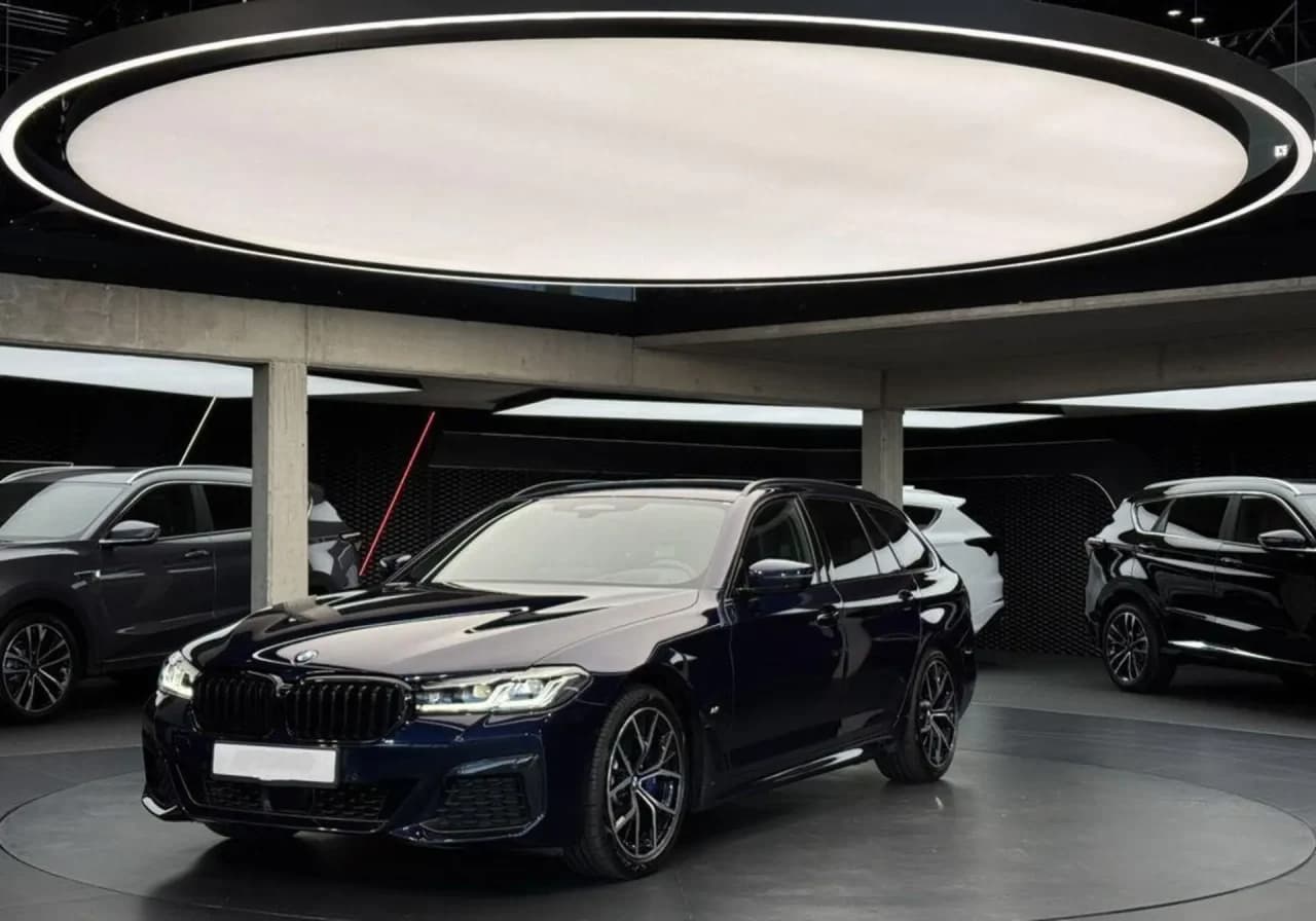 BMW Seria 5 520i mHEV M Sport sport-aut 2022 - gebrauchtes Leasingfahrzeug