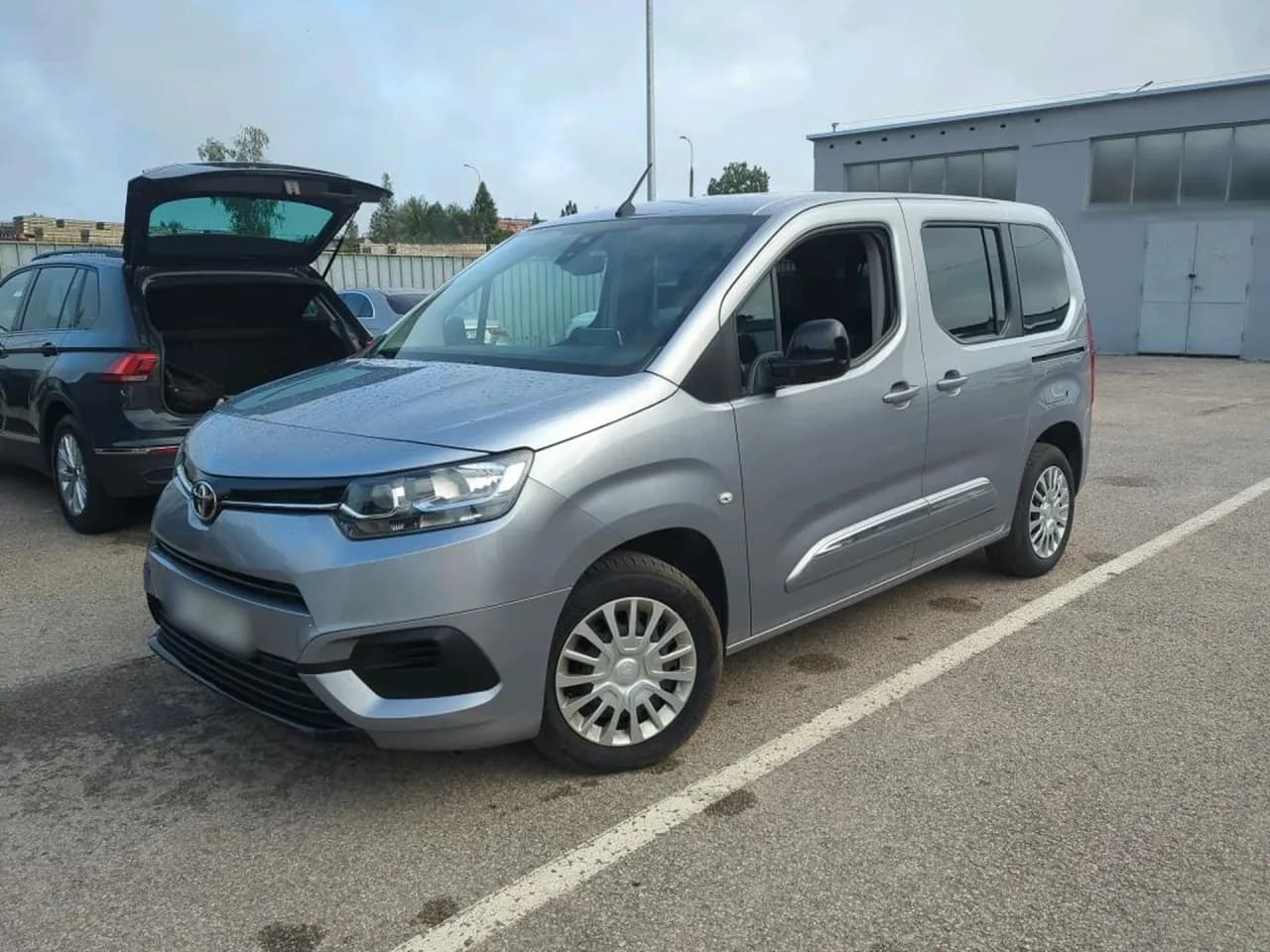 Toyota Proace City Verso 1.5 D-4D Business 2023 - gebrauchtes Leasingfahrzeug